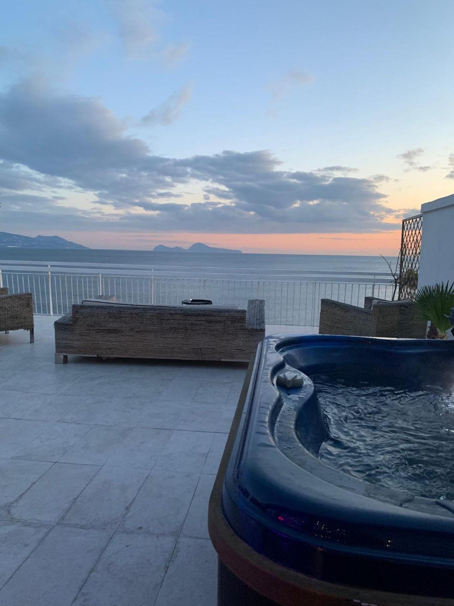 Thomas Sea View Appartement Torre del Greco Buitenkant foto